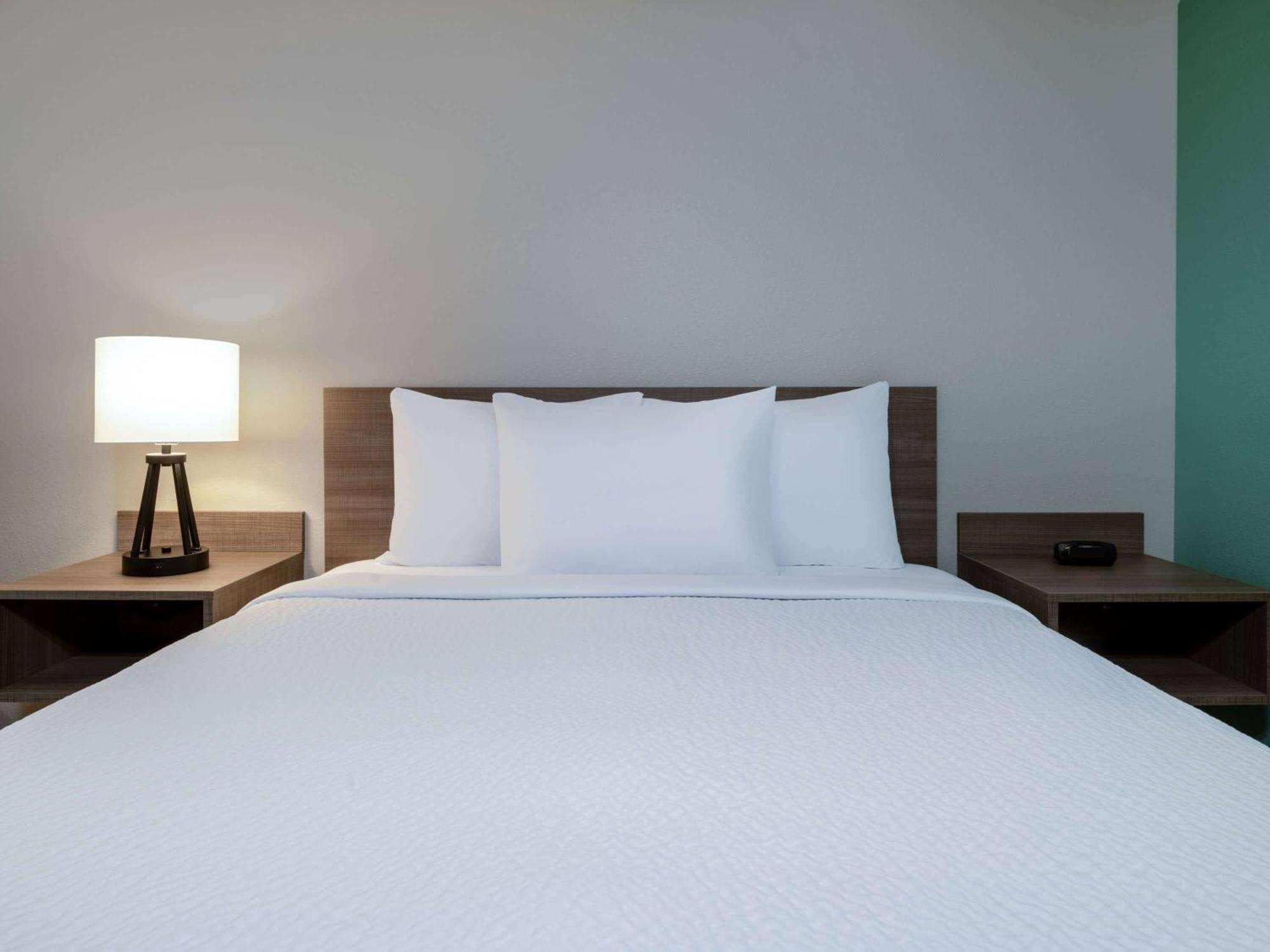 Echo Suites Extended Stay By Wyndham Spartanburg Exterior photo